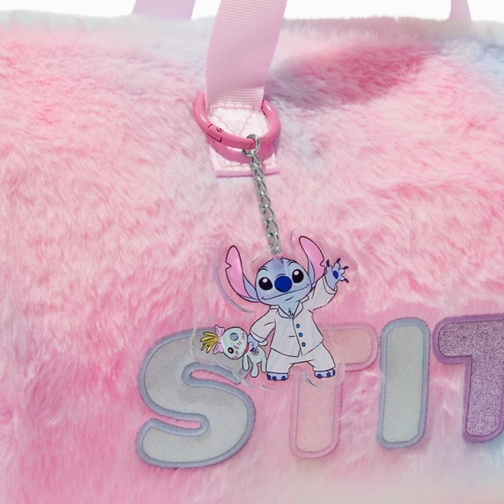 Disney Stitch Exclusive Furry Slumber Party Pastel Duffle Bag - NWT - Picture 5 of 5